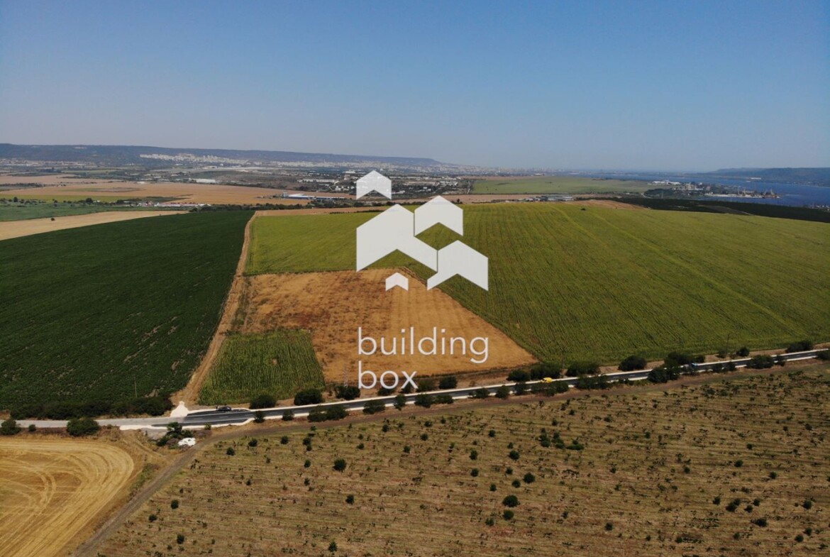 Парцели за промишлени цели в близост до село Езерово. - 0