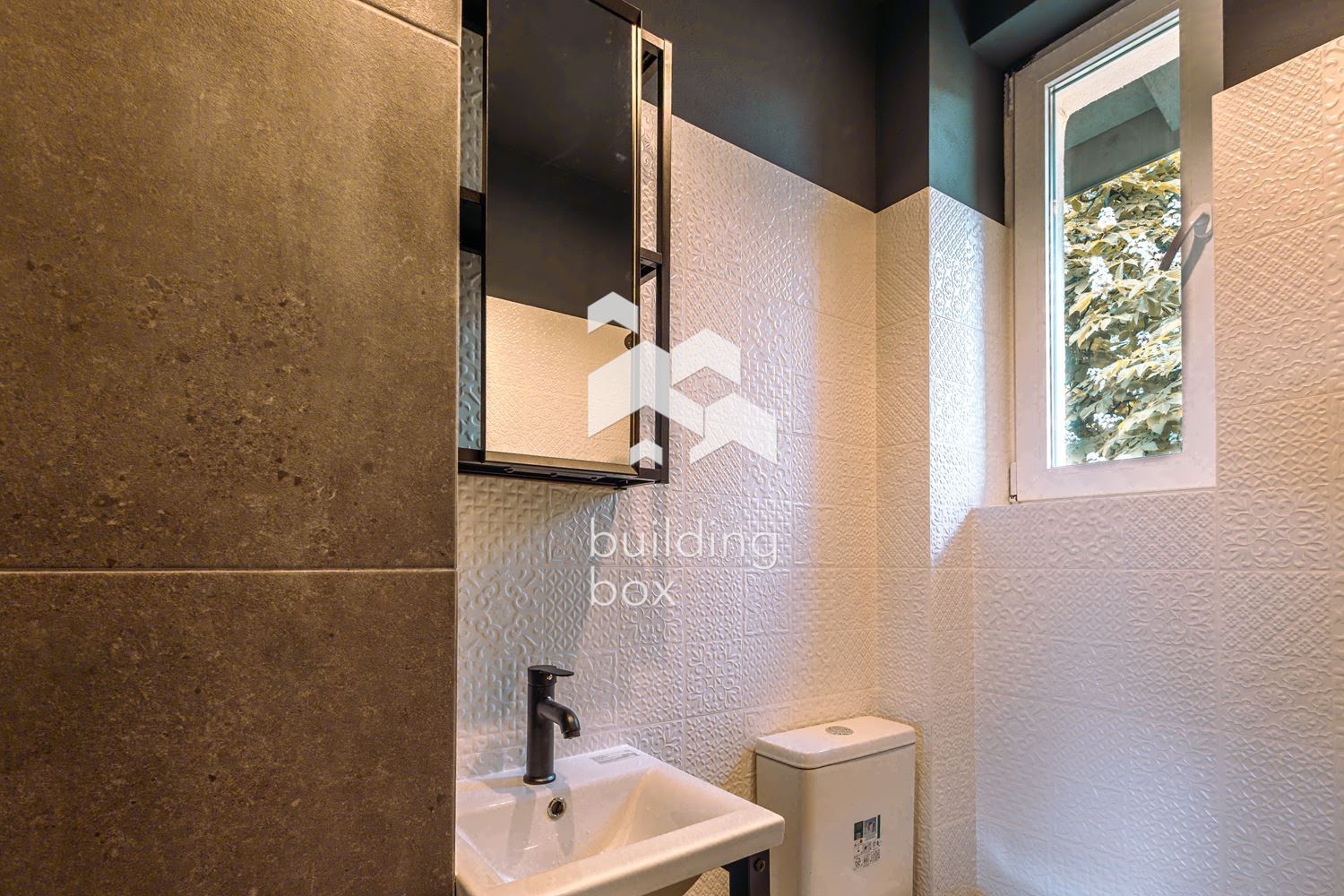 Модерен тристаен апартамент под наем в Разсадника - 0