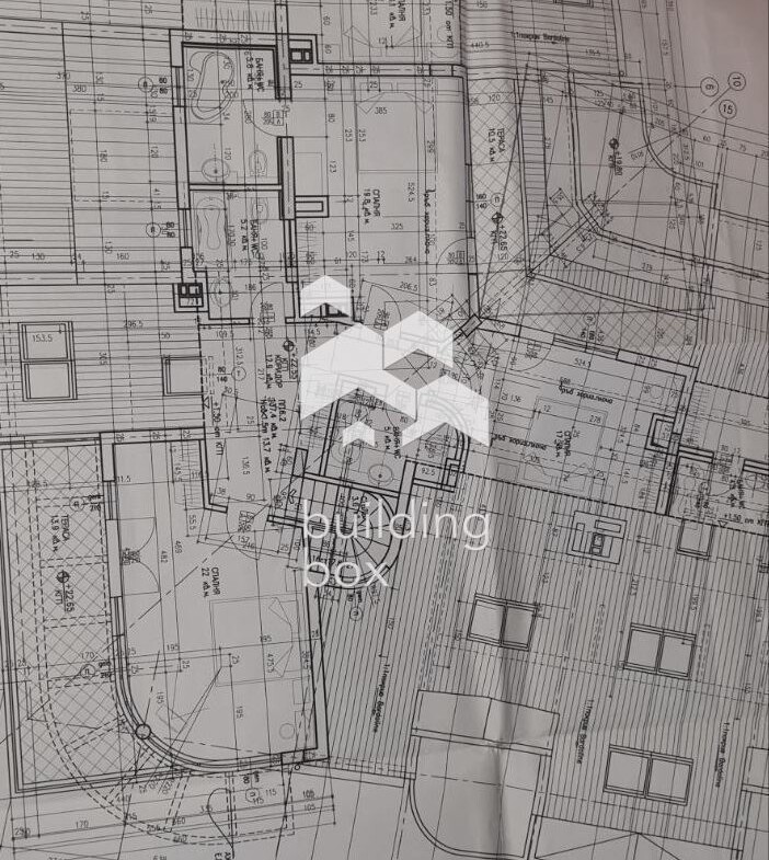 Многостаен в Хиподрума - 0