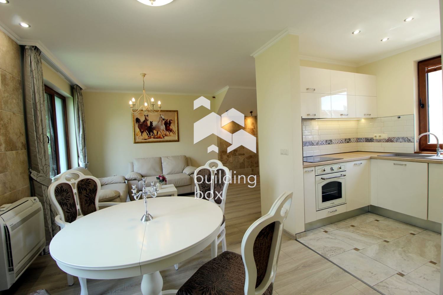 3-стаен - Варна, Червен площад - 0