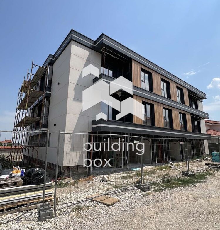 Тристаен апартамент - с. Белащица - 0