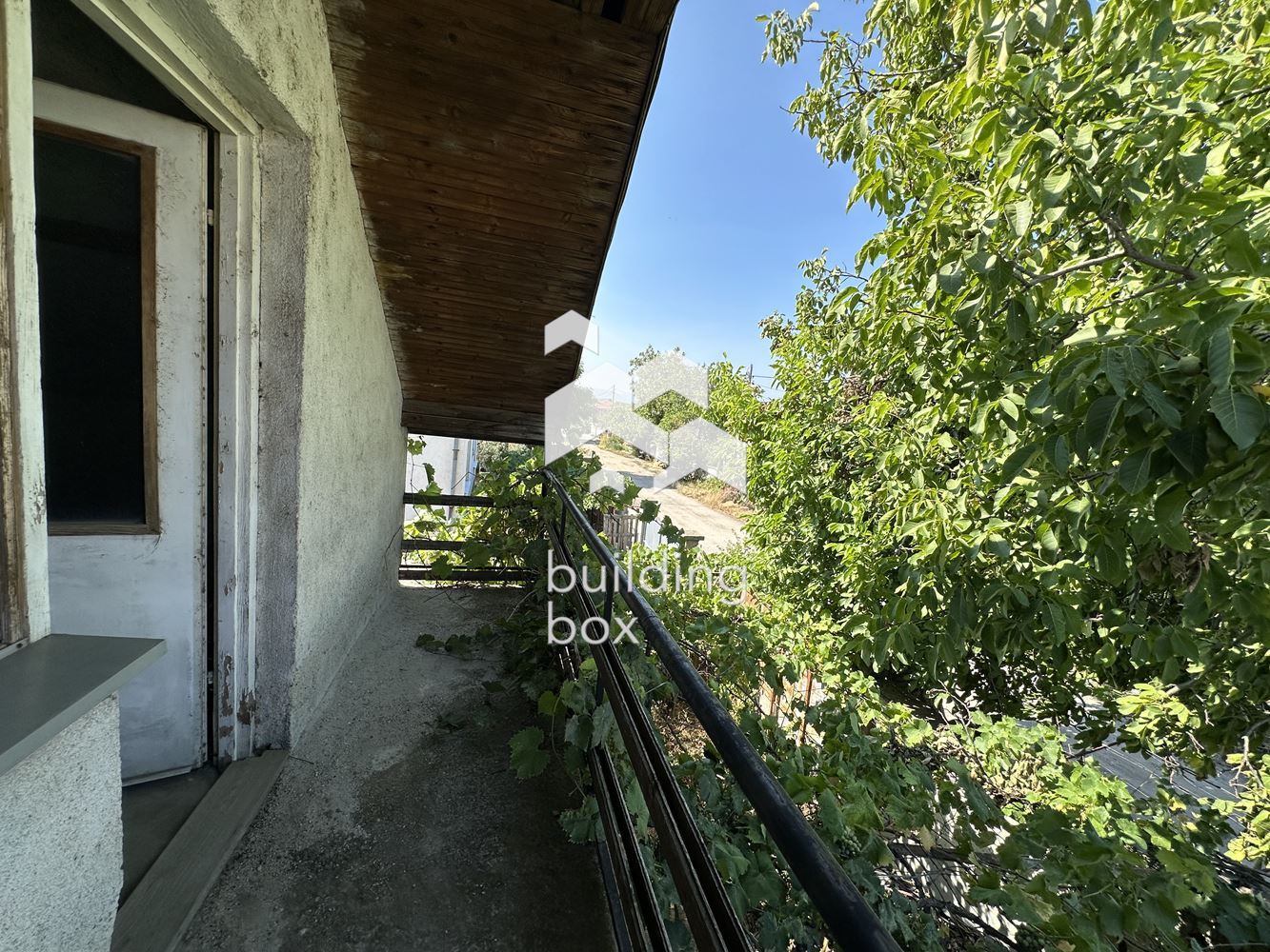 Масивна къща с гараж - с. Маноле - 0