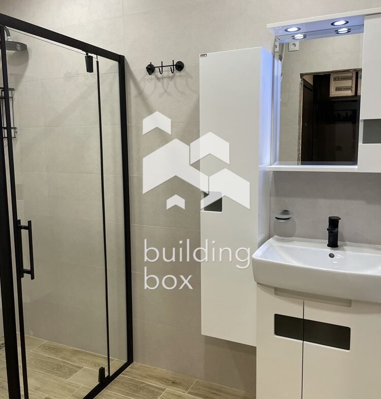 Двустаен обзаведен апартамент - кв. "Христо Смирненски" - 0