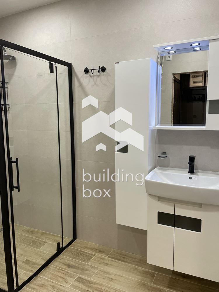 Двустаен обзаведен апартамент - кв. "Христо Смирненски" - 0