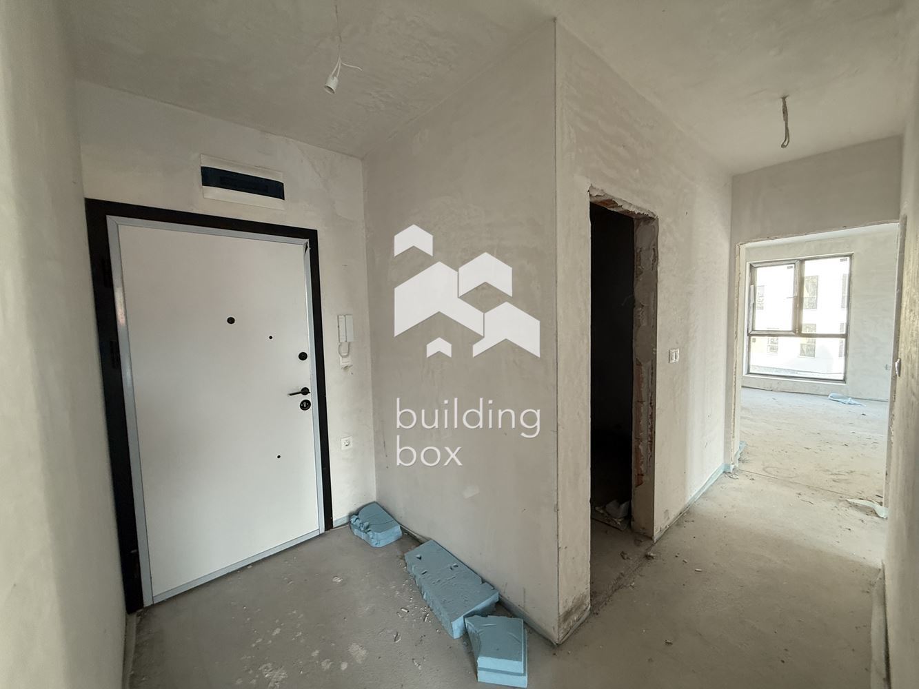 Тристаен апартамент с АКТ16 - бул. "Пещерско шосе" - 0