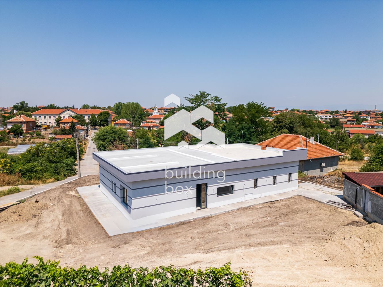 Къща на 12 км от гр. Пловдив - 0