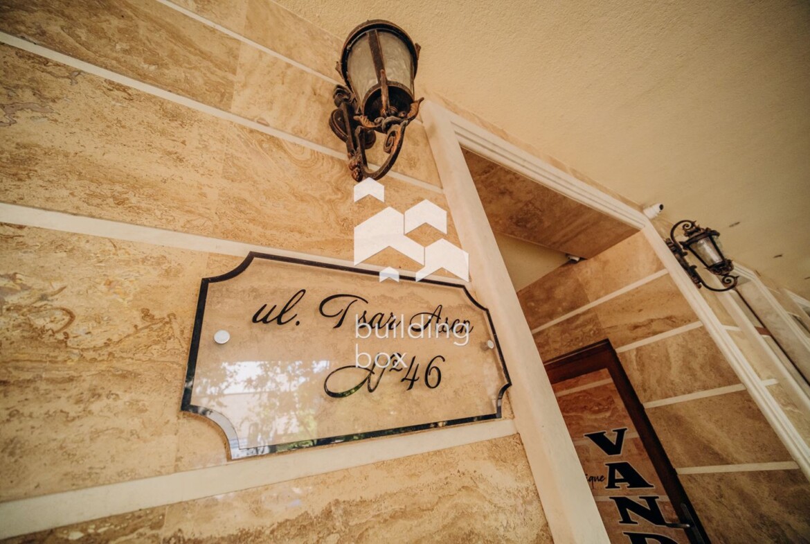 3-стаен - Варна, Червен площад - 0