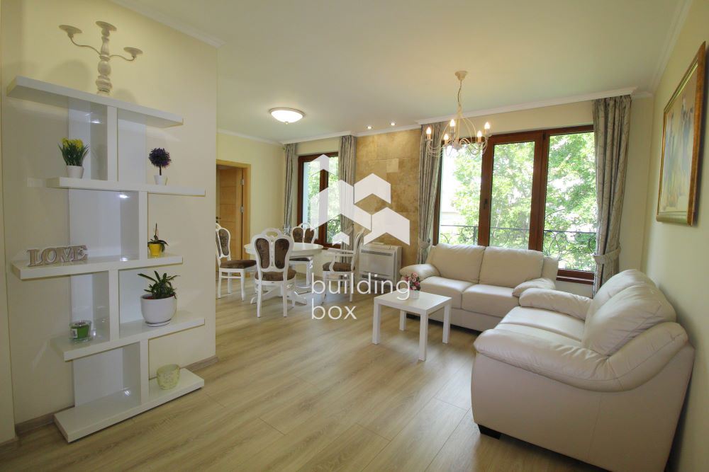 3-стаен - Варна, Червен площад - 0