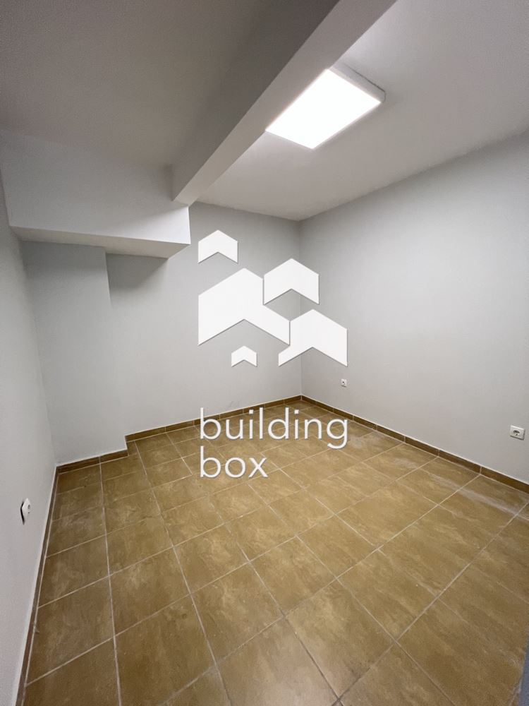 Търговска площ в ж.к. БОРОВО се отдава под наем! Цена по ДОГОВАРЯНЕ! - 0