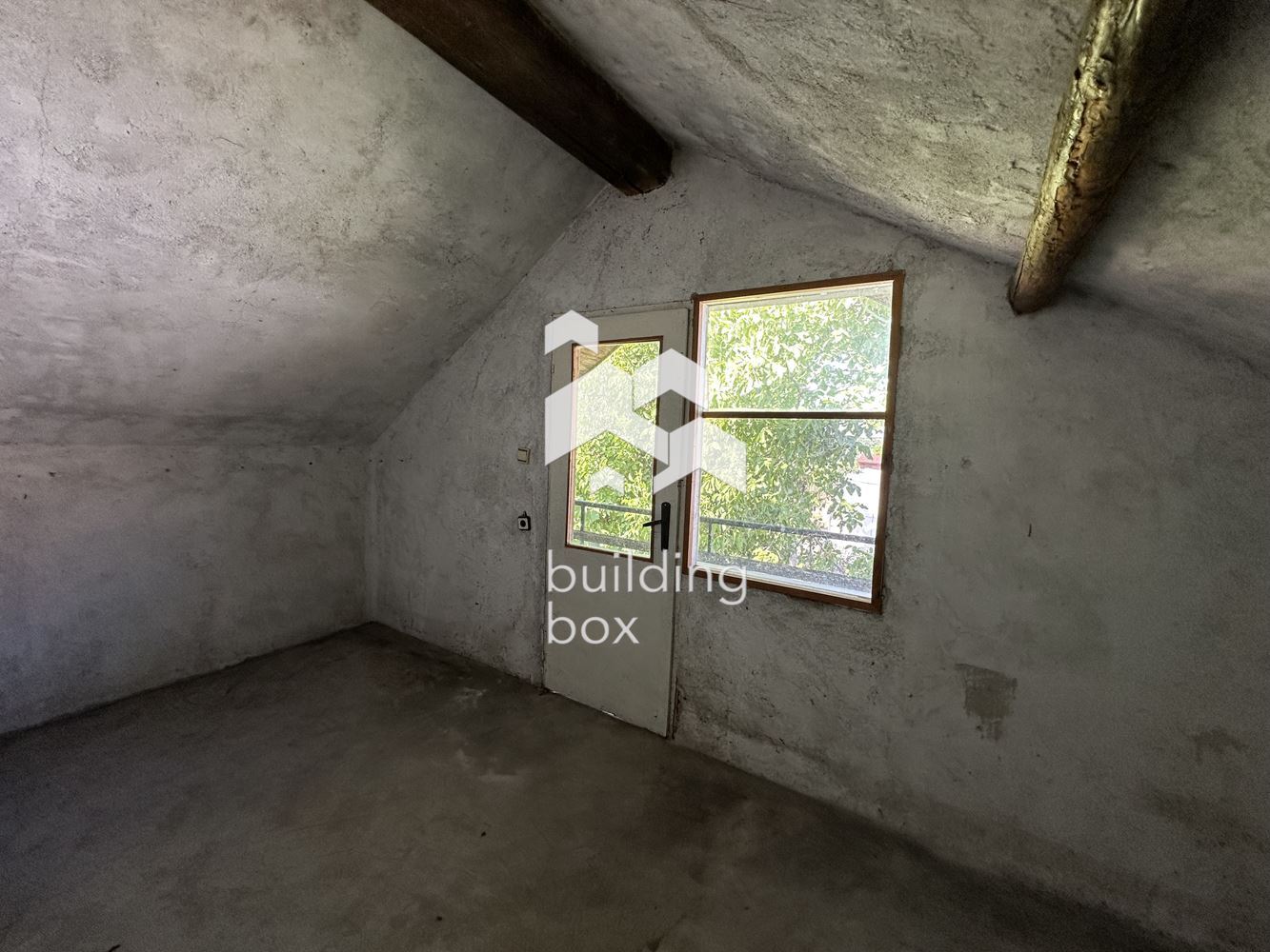 Масивна къща с гараж - с. Маноле - 0