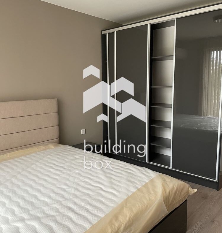 Двустаен обзаведен апартамент - кв. "Христо Смирненски" - 0