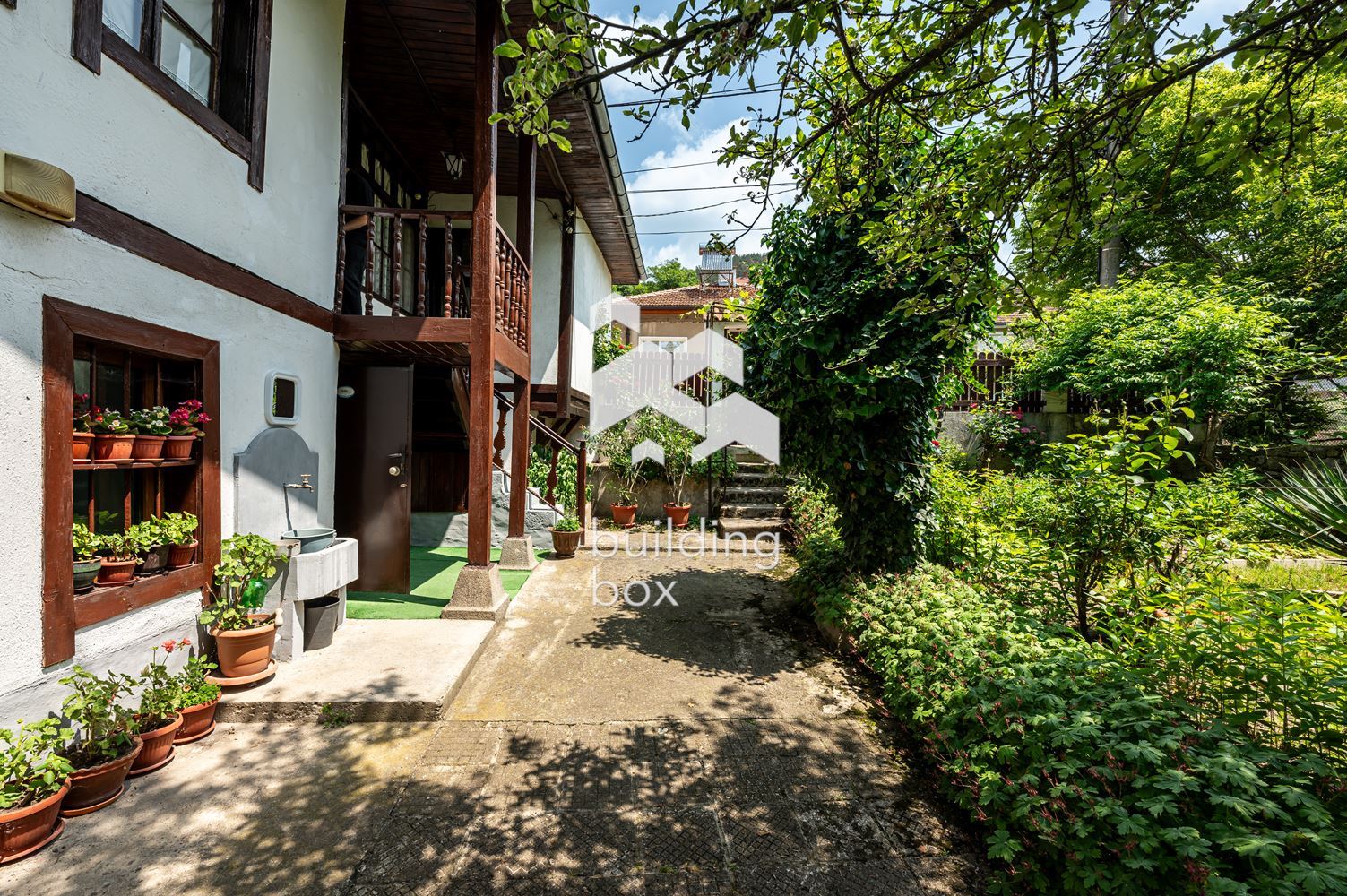 Двуетажна къща - гр. Калофер - 0