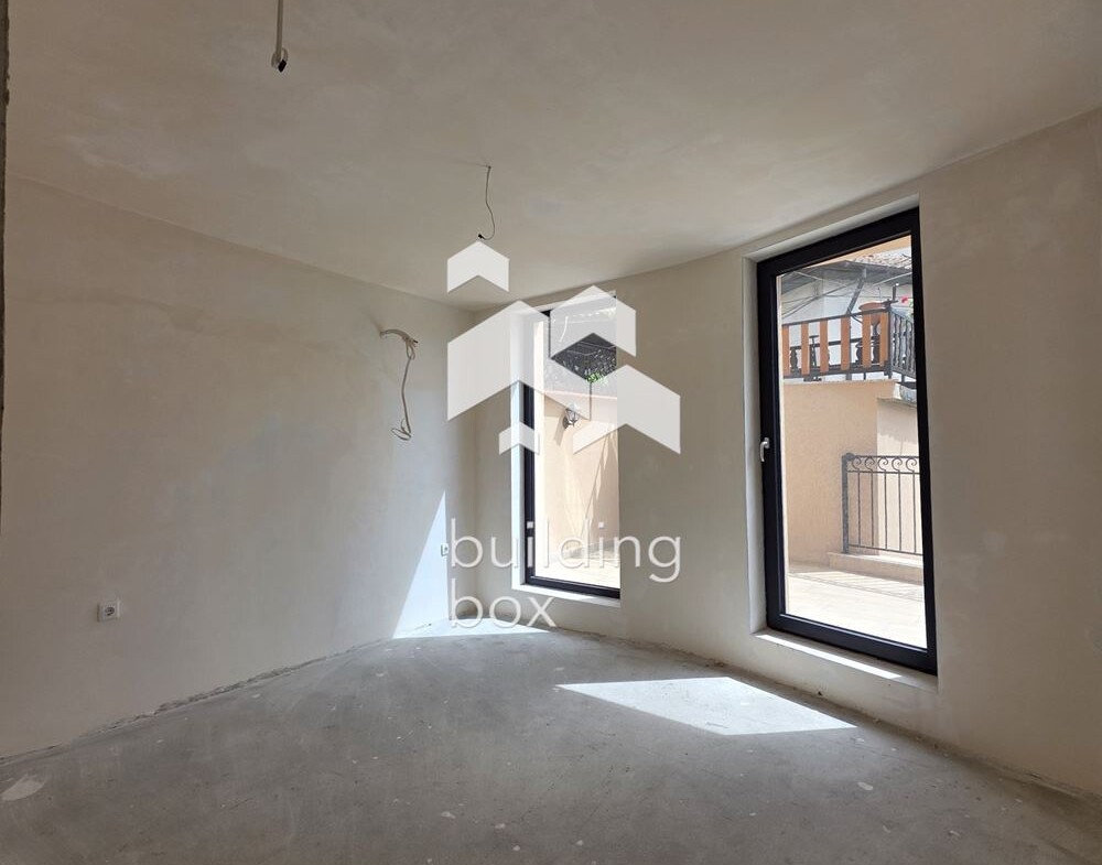 Двустаен апартамент - Център - 0