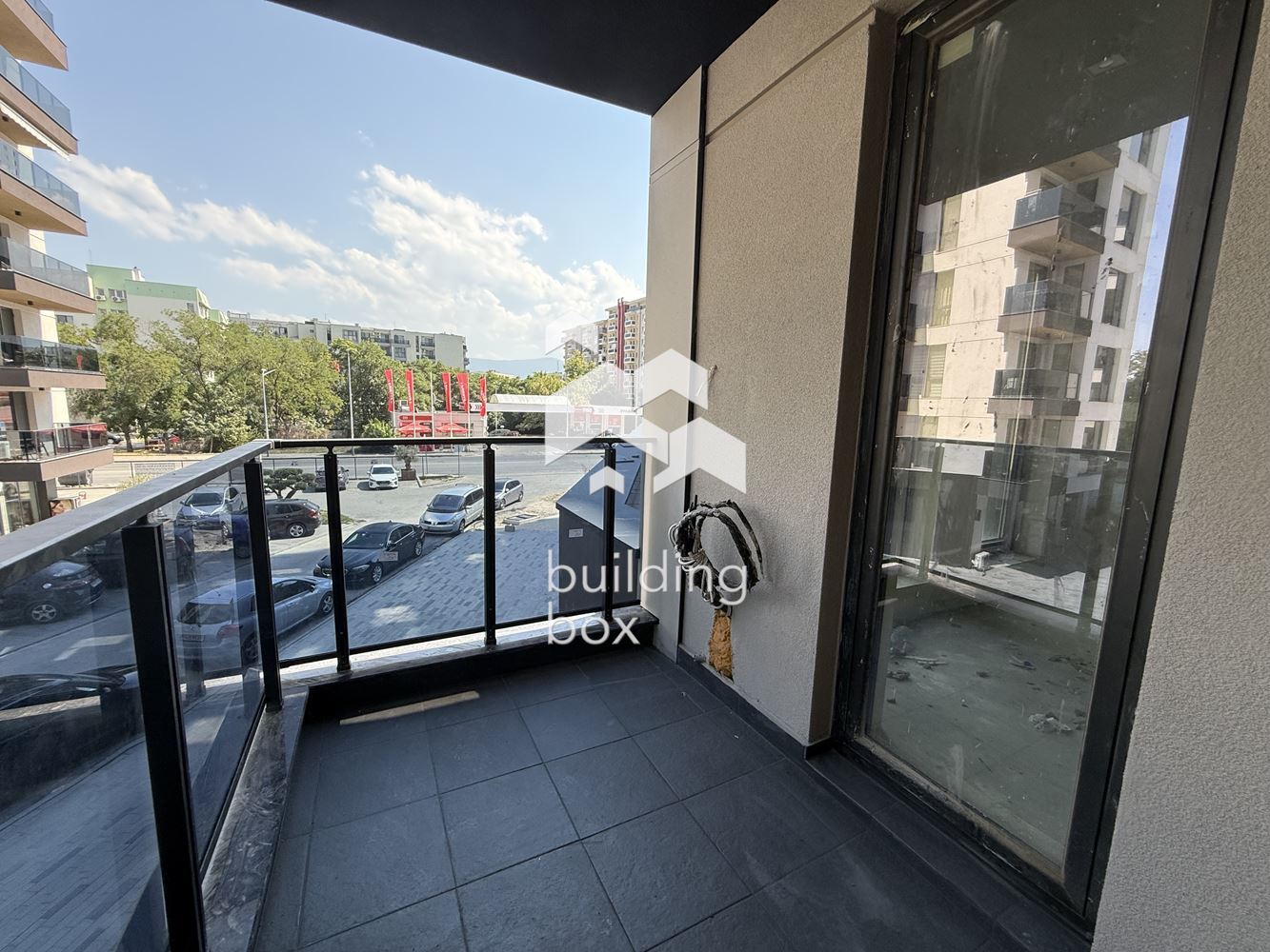 Тристаен апартамент с АКТ16 - бул. "Пещерско шосе" - 0