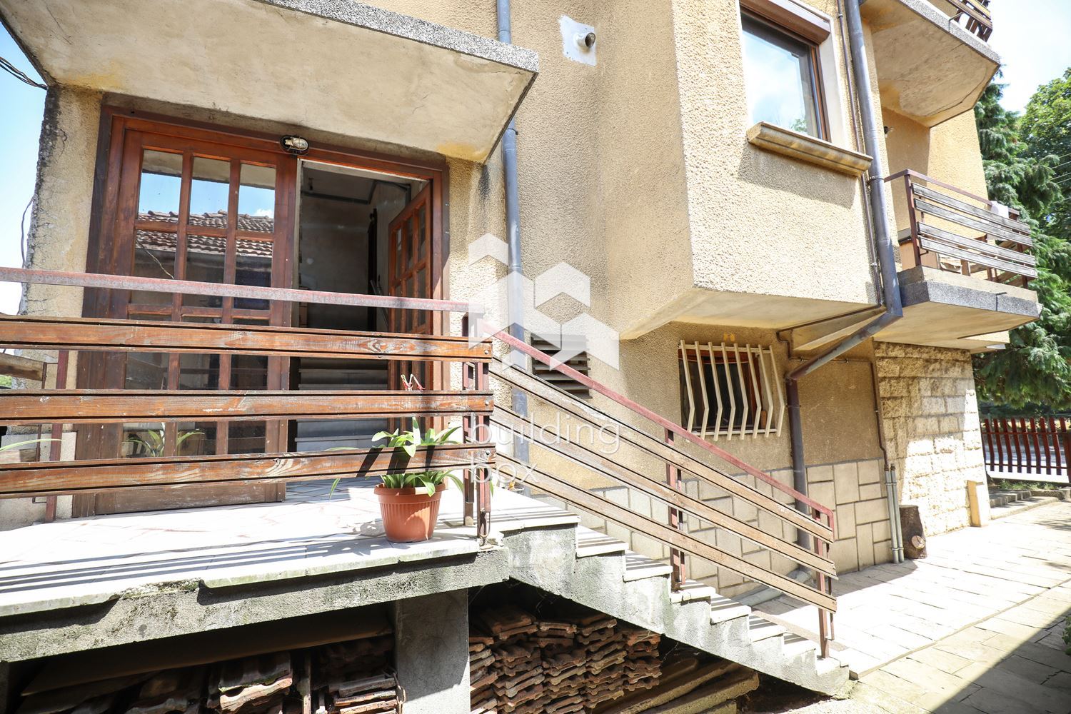 Етаж от къща в гр. Ботевград - 0