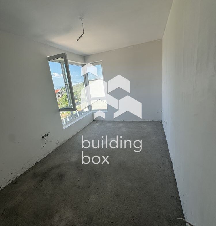 Двустаен апартамент в ж.к. Бояна - 0