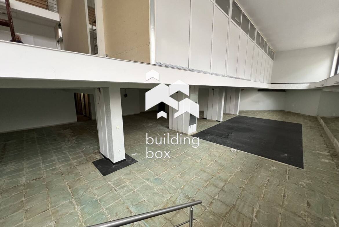 Търговска площ в ж.к. БОРОВО се отдава под наем! Цена по ДОГОВАРЯНЕ! - 0