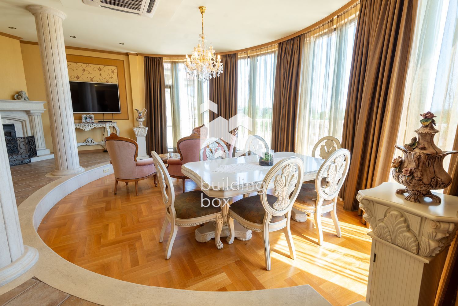 Къща на метри от Резиденция Евксиноград в гр.Варна - 0