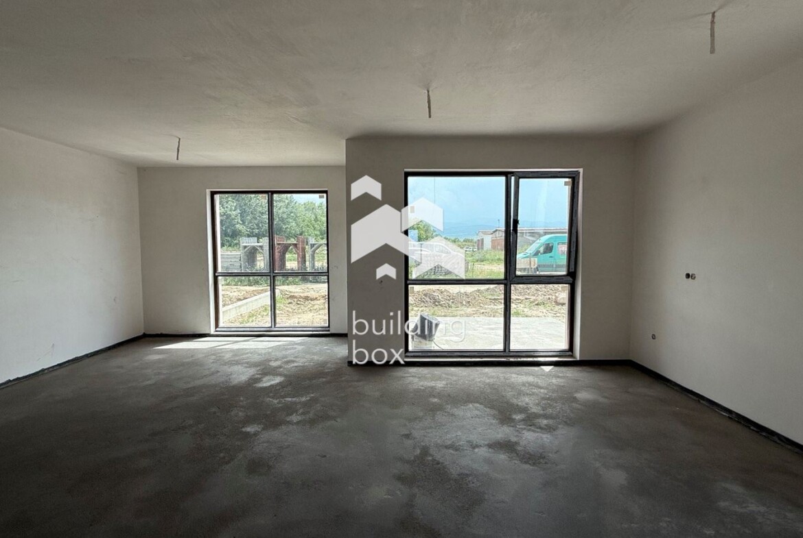 Двуетажна къща - кв. Западен - 0