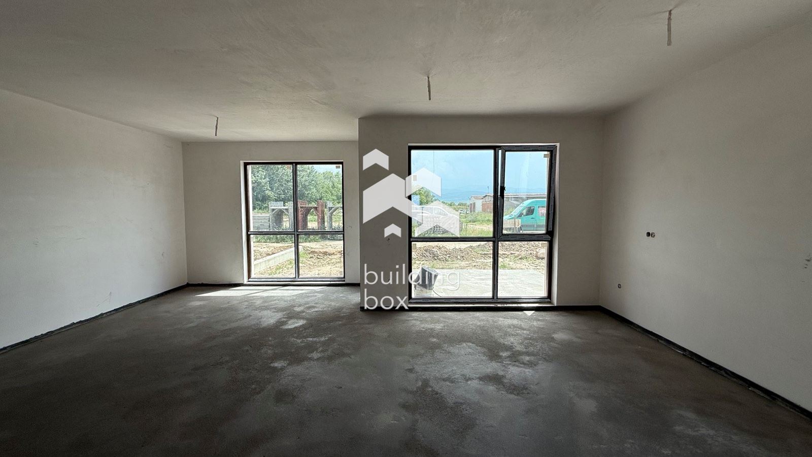 Двуетажна къща - кв. Западен - 0