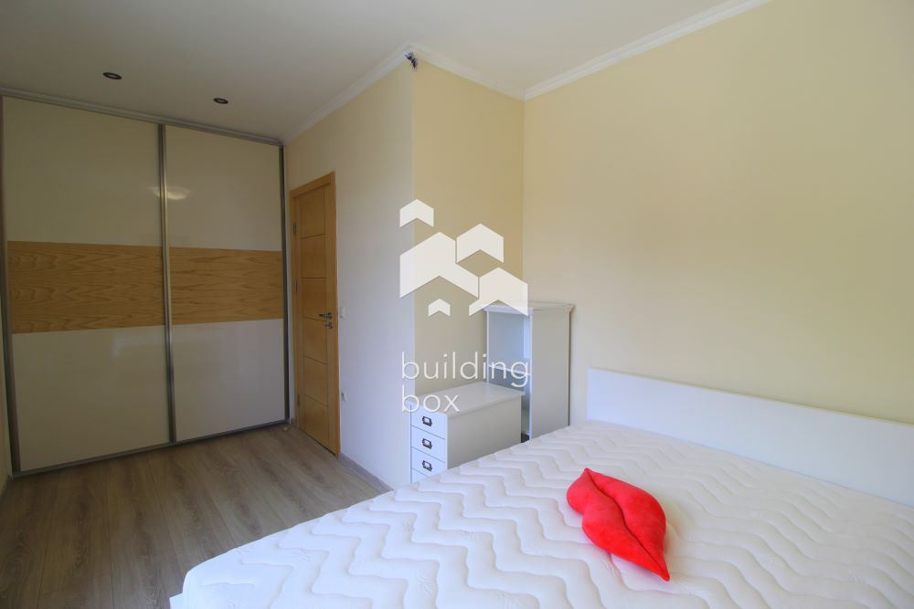 3-стаен - Варна, Червен площад - 0