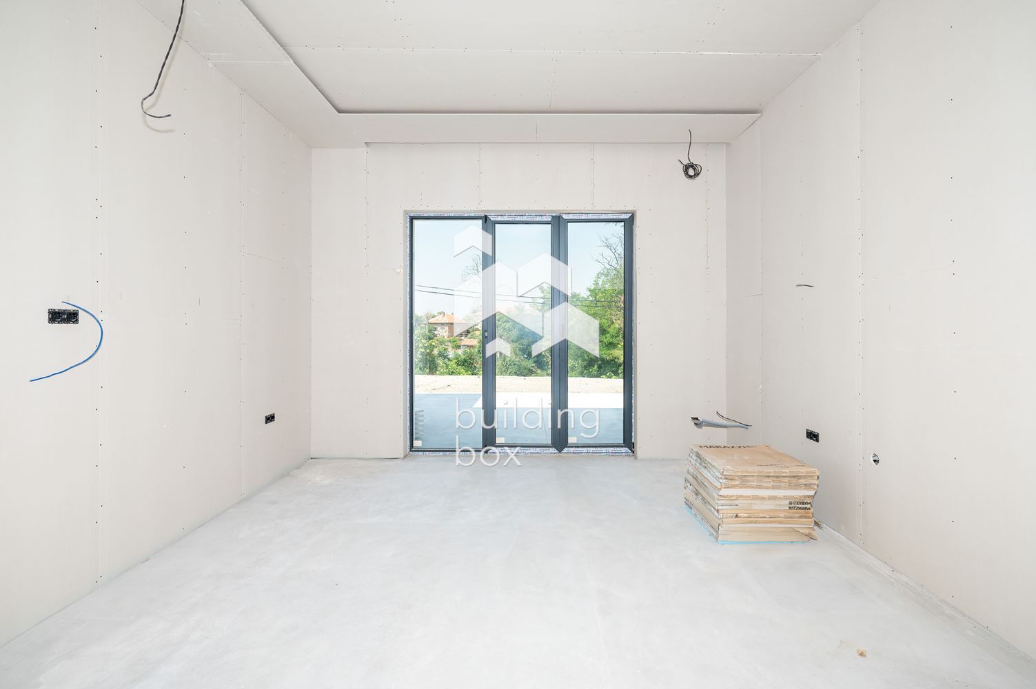 Къща на 12 км от гр. Пловдив - 0