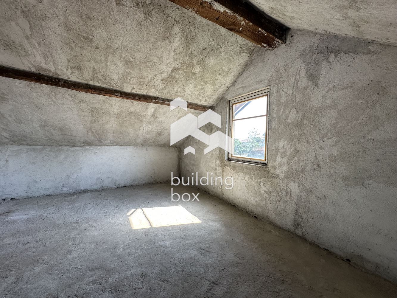 Масивна къща с гараж - с. Маноле - 0