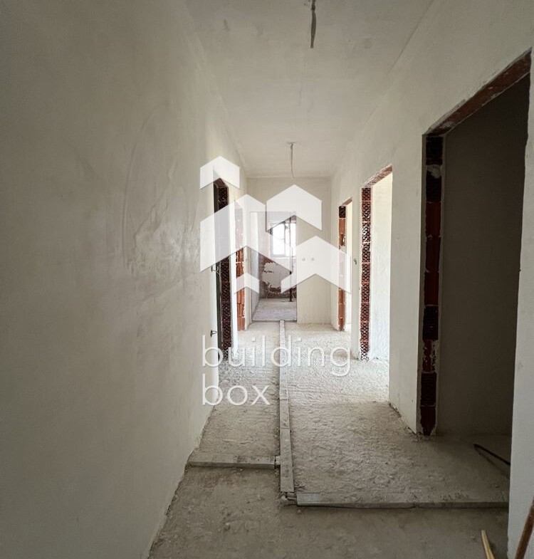 Тристаен апартамент - с. Белащица - 0