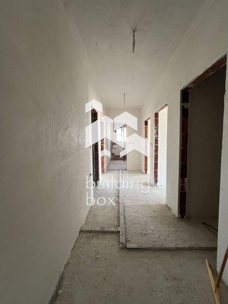 Тристаен апартамент - с. Белащица - 0