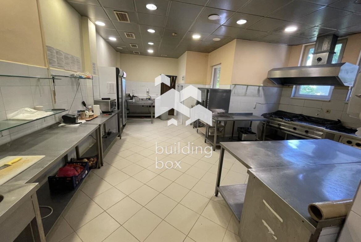 Ресторант в Комплекс Хармони Хилс - 0