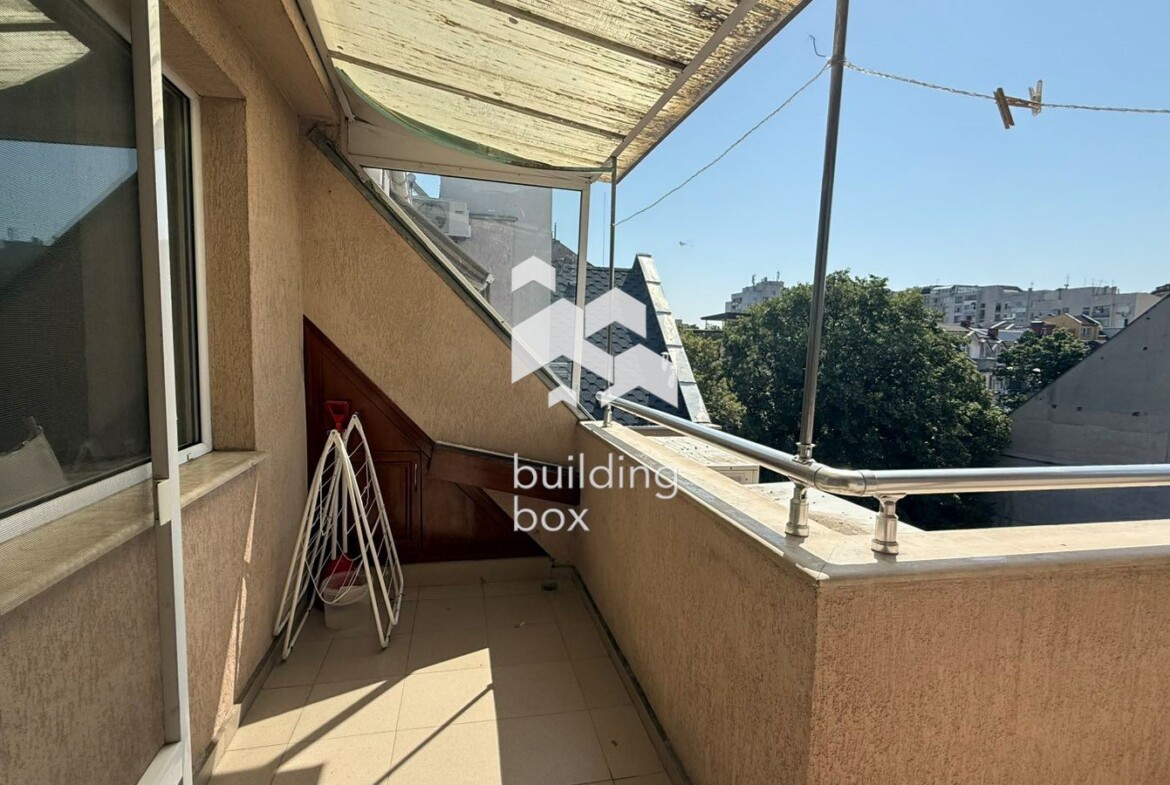 Тристаен обзаведен апартамент - кв. Мараша - 0