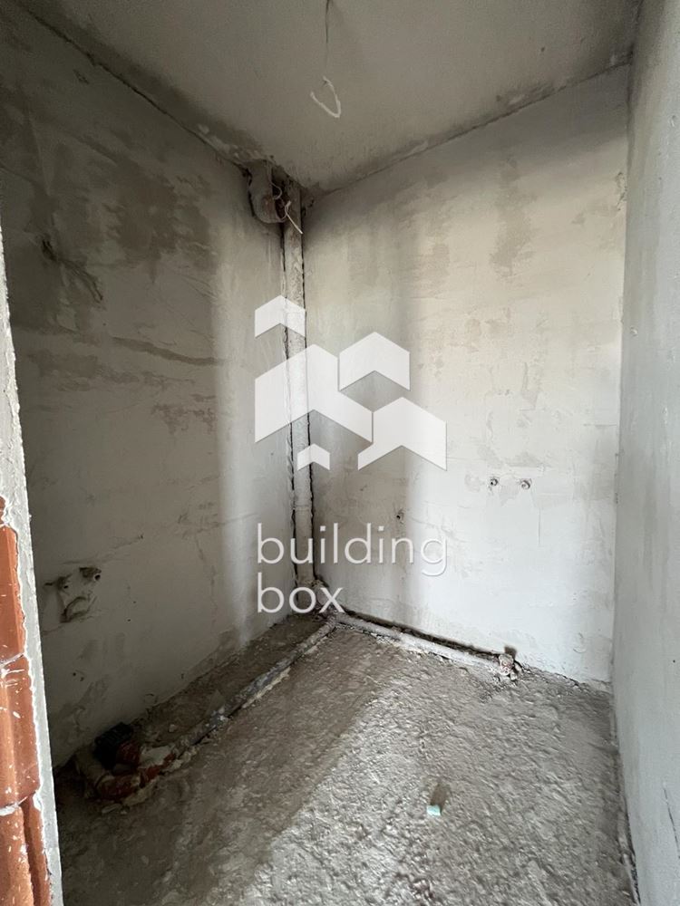 Тристаен апартамент в малка бутикова сграда - с. Белащица - 0