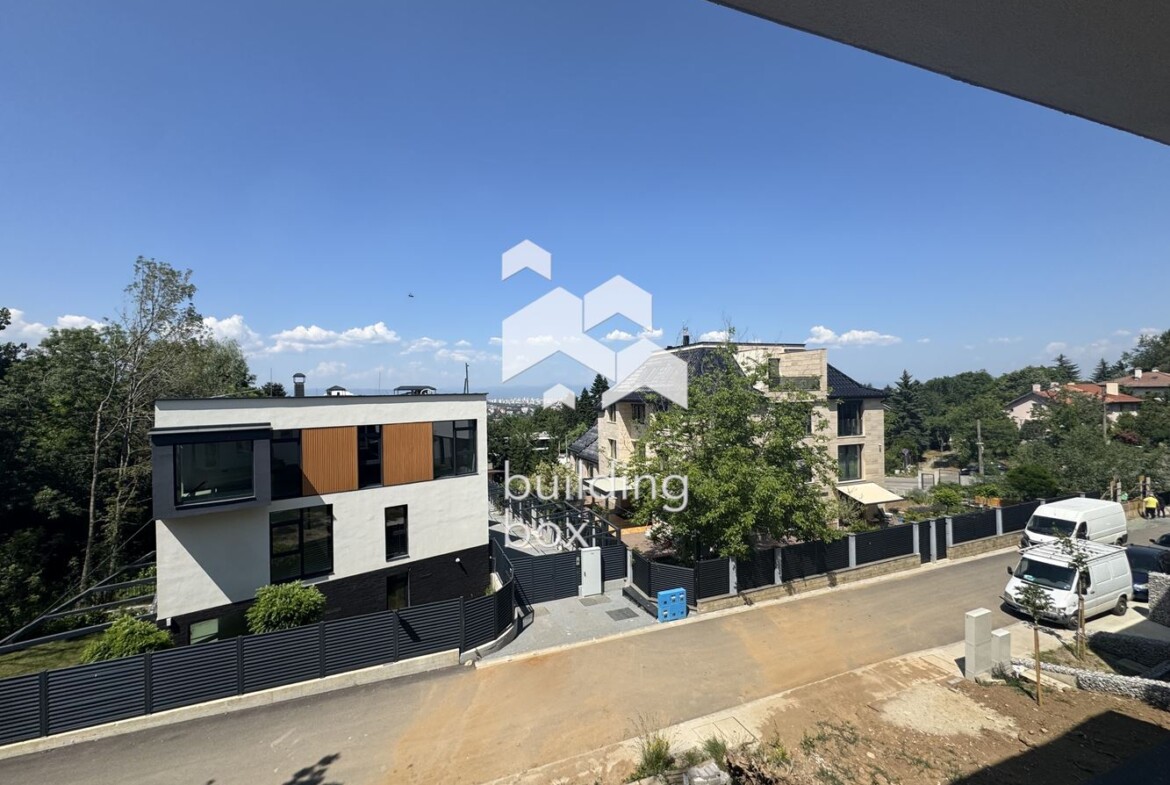 Двустаен апартамент в ж.к. Бояна - 0