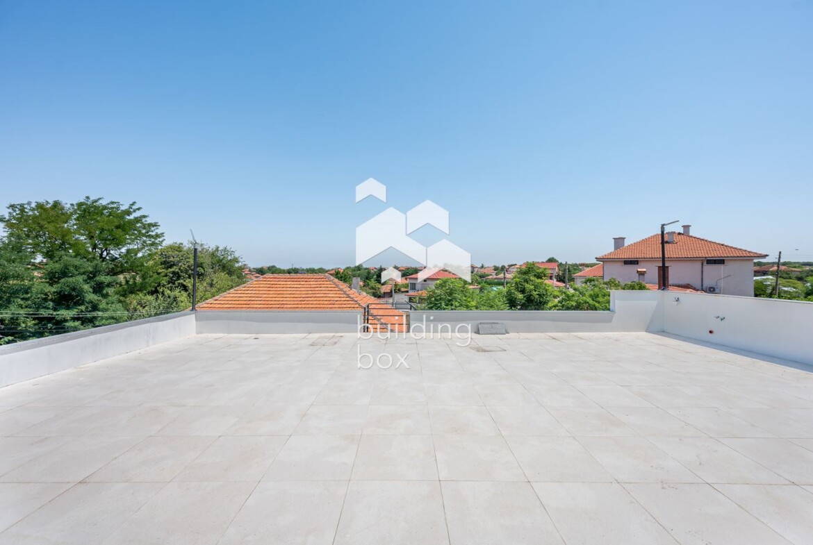 Къща на 12 км от гр. Пловдив - 0