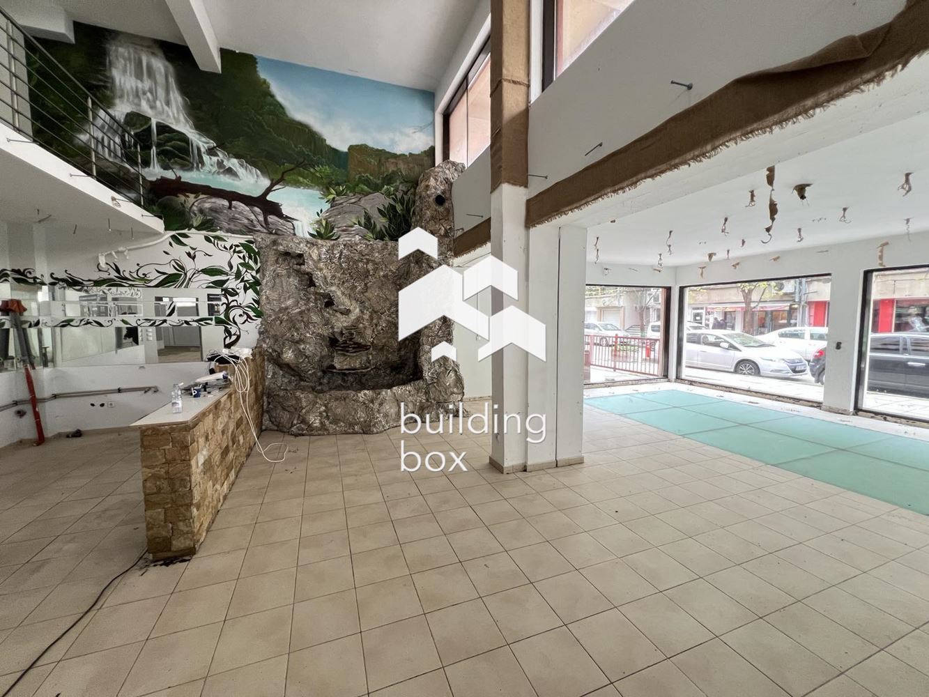 Търговска площ в ж.к. БОРОВО се отдава под наем! Цена по ДОГОВАРЯНЕ! - 0