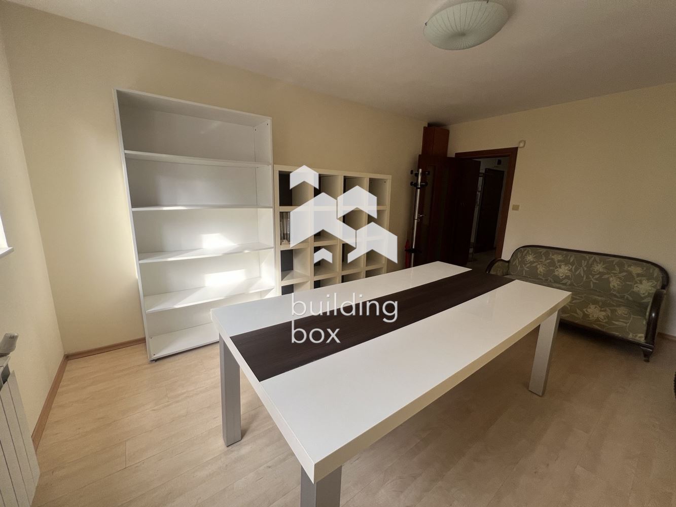 Офис в Лагера - 0