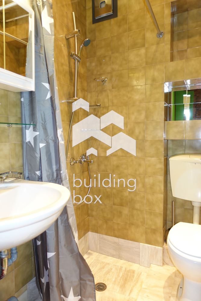 Продава се 2стаен апартамент - Център - Обзаведен ! - 0