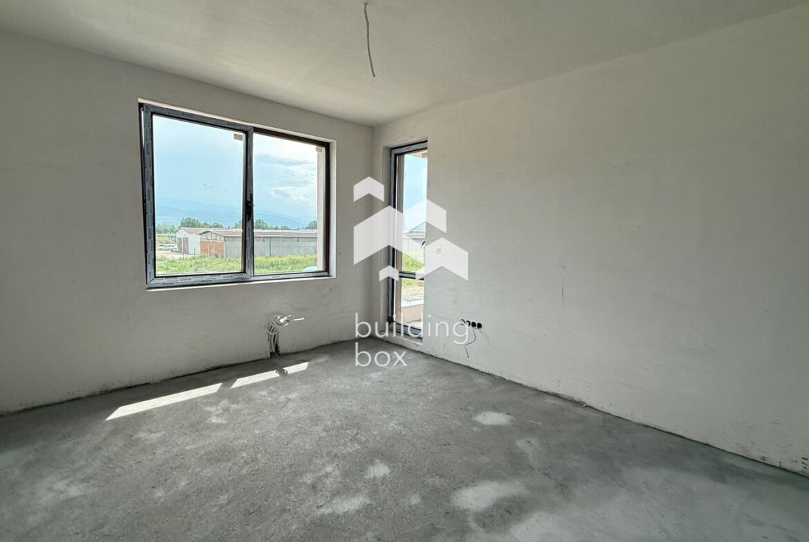 Двуетажна къща - кв. Западен - 0