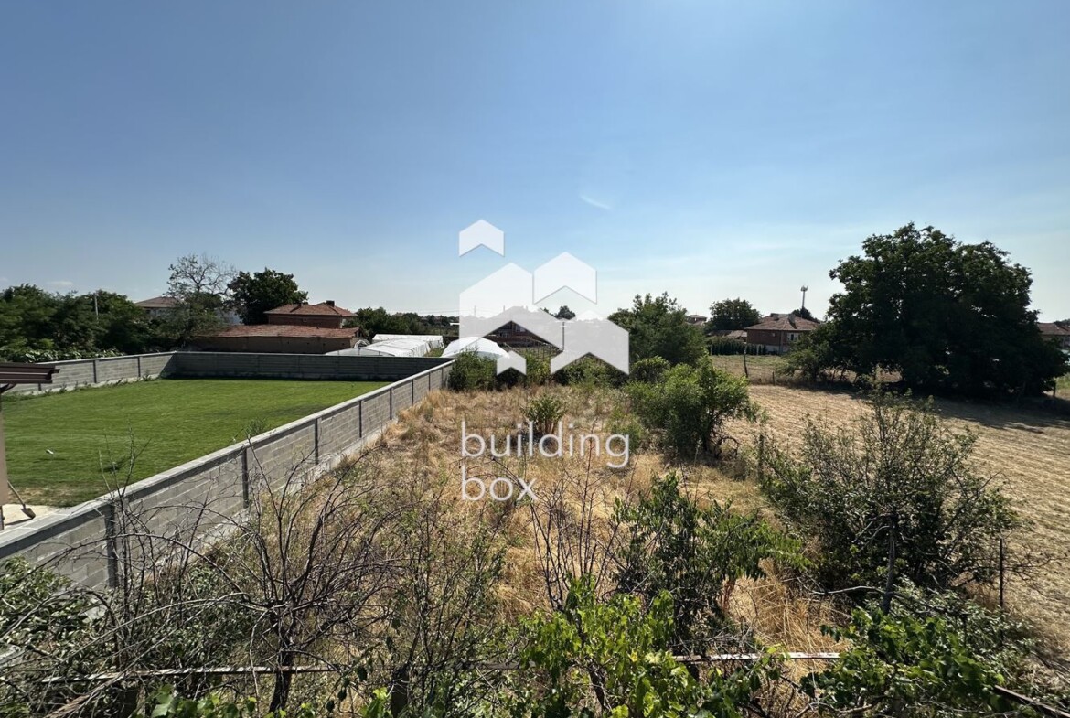 Масивна къща с гараж - с. Маноле - 0