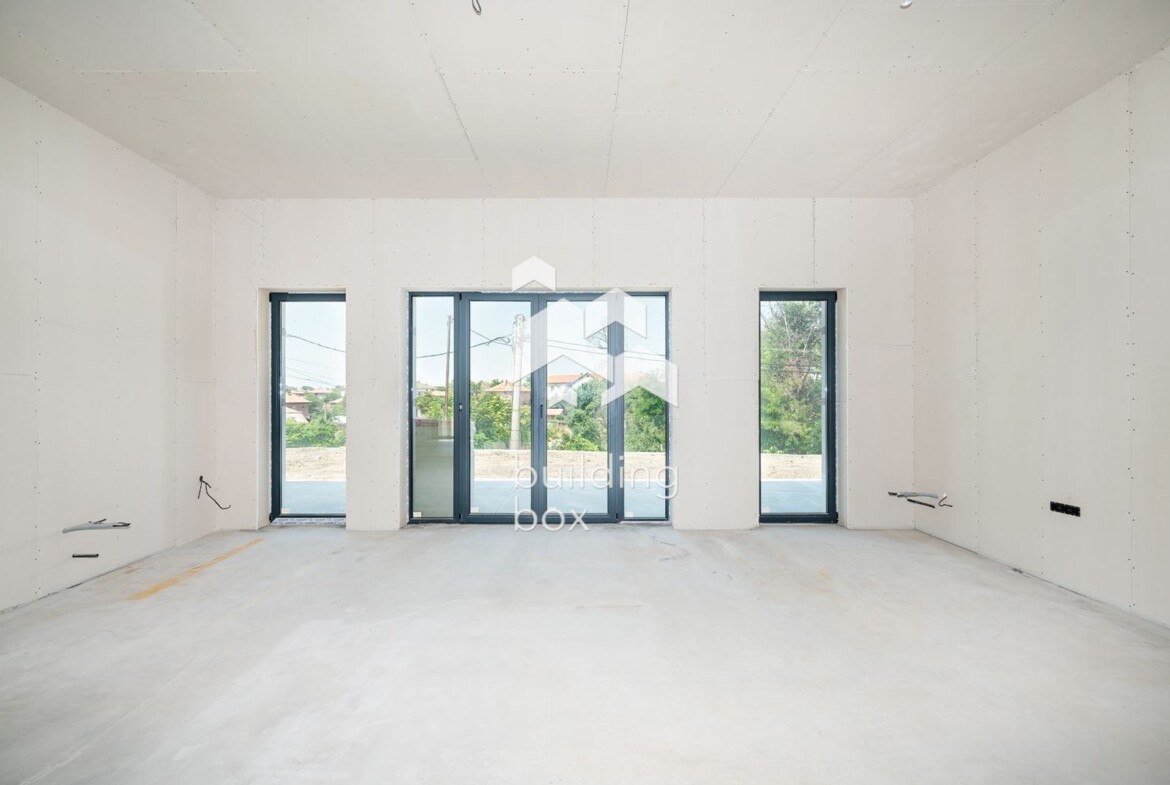 Къща на 12 км от гр. Пловдив - 0