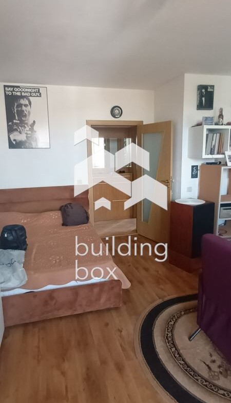 Продава 2-стаен апартамент в идеалния Център на София с включено паркомясто. - 0