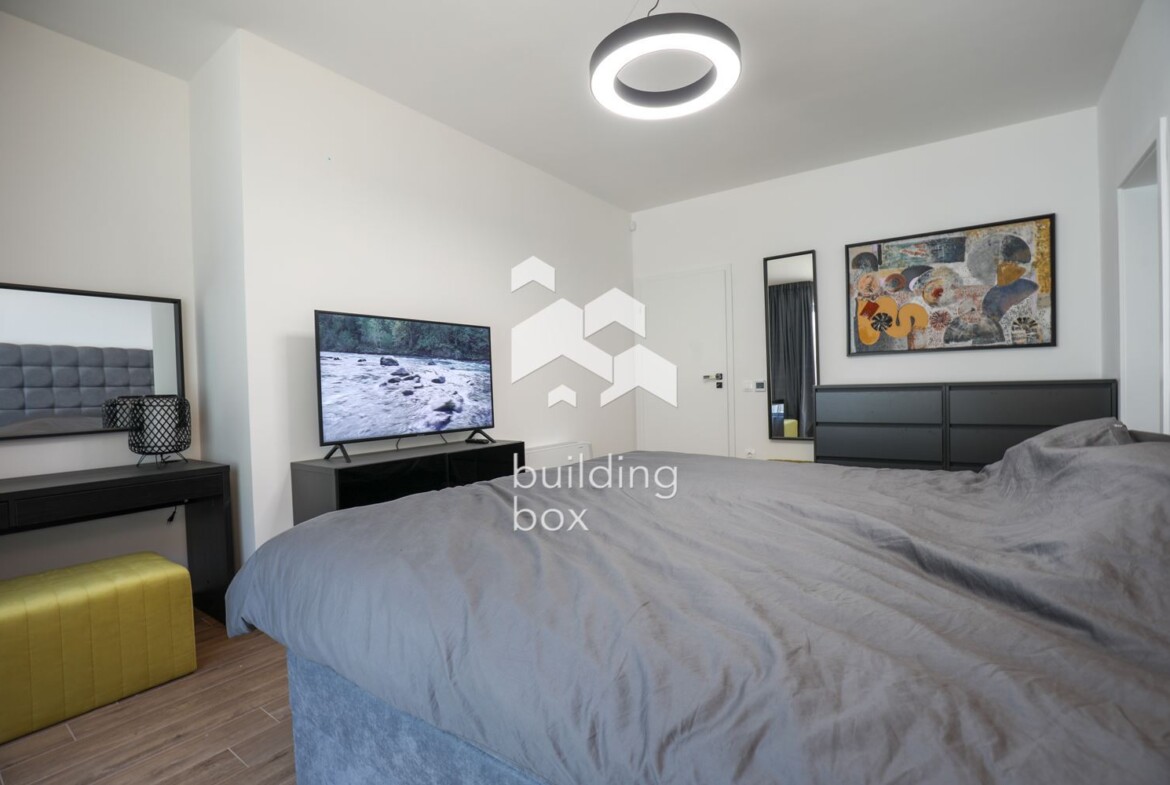 Чисто нова, висококачествена къща с неповторими гледки, собствена гора и фитнес - 0