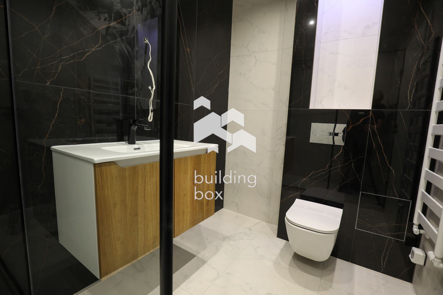 Чисто нова, висококачествена къща с неповторими гледки, собствена гора и фитнес - 0