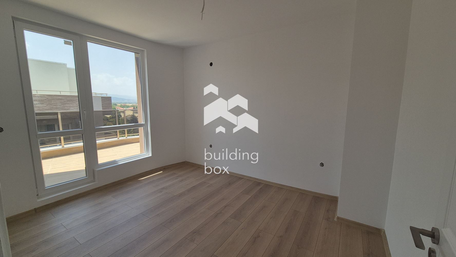 Тристаен апартамент в нова сграда - бул. "Коматевско шосе" - 0