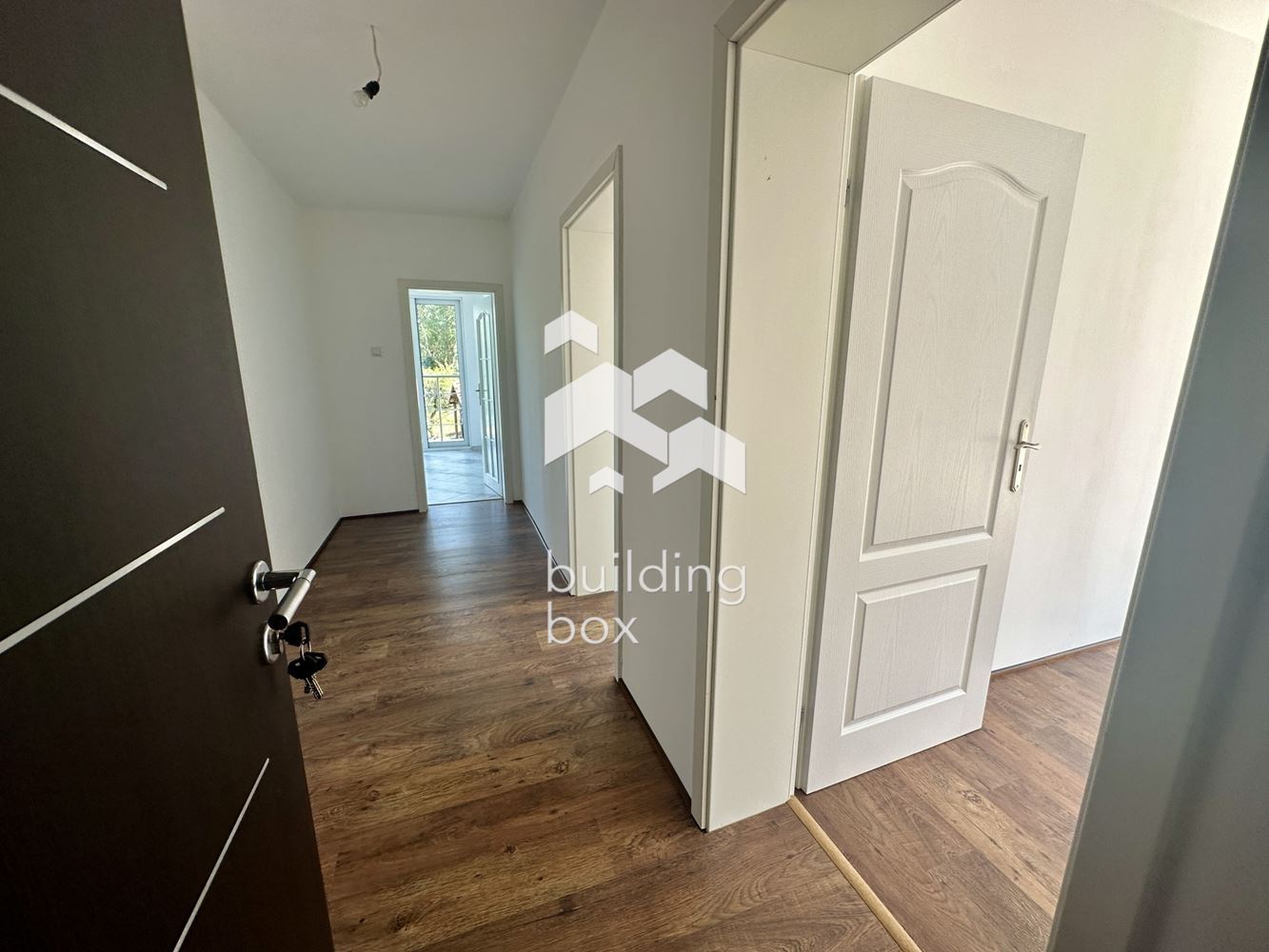 Къща в с. Лозен - 0