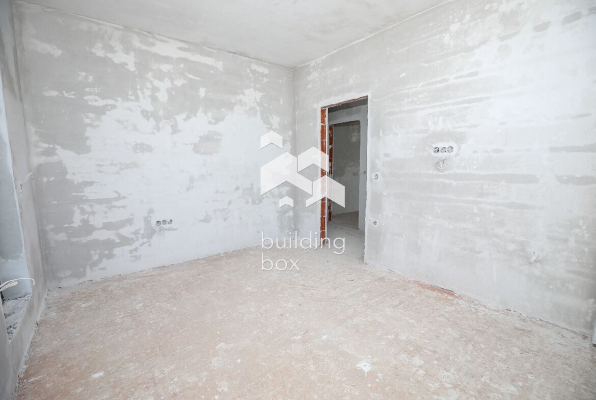 Къща на 20 минути от центъра на град София - 0