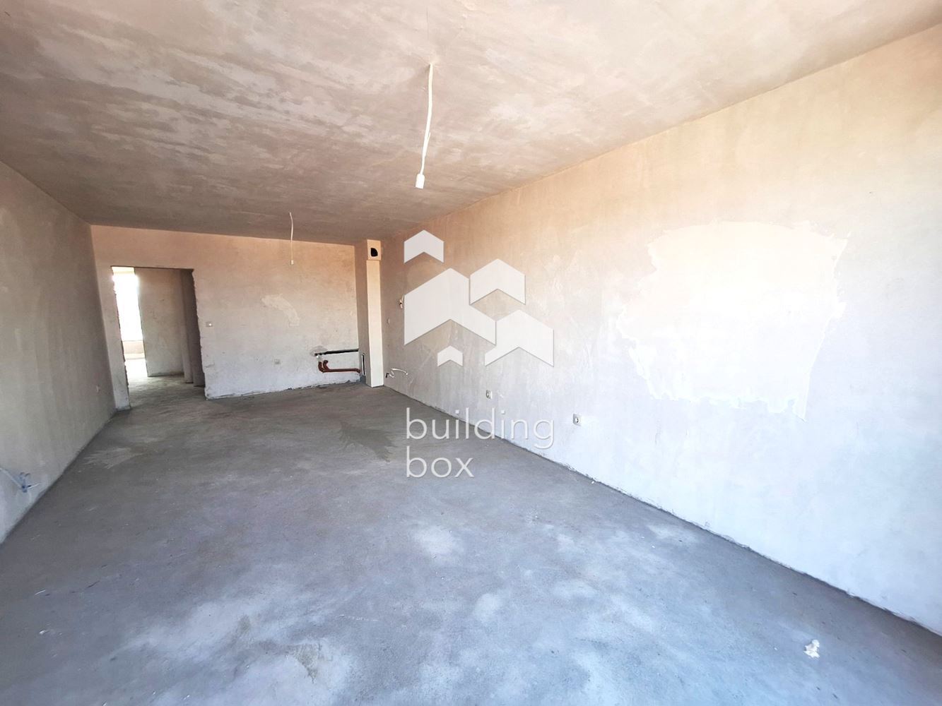 ТРИСТАЕН апартамент в новострояща се сграда - 0