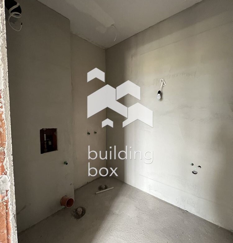 Тристаен апартамент с две паркоместа - гр. Пловдив - 0