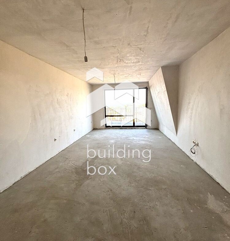 ТРИСТАЕН апартамент в новострояща се сграда - 0