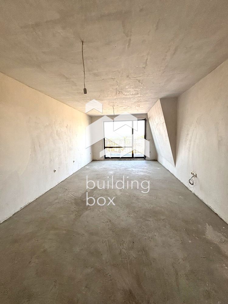 ТРИСТАЕН апартамент в новострояща се сграда - 0